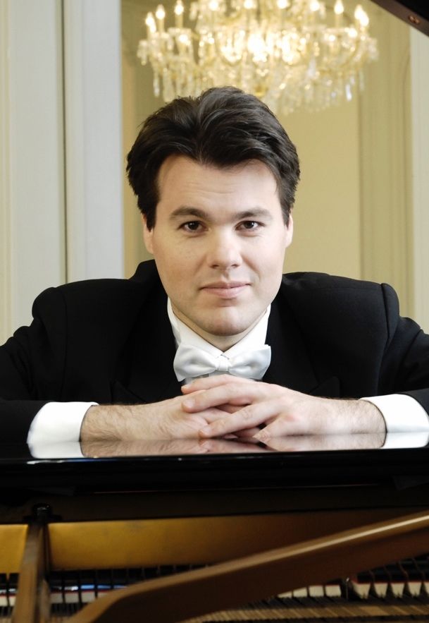 Prof. Henri Sigfridsson — German Piano Open • International Music Competition