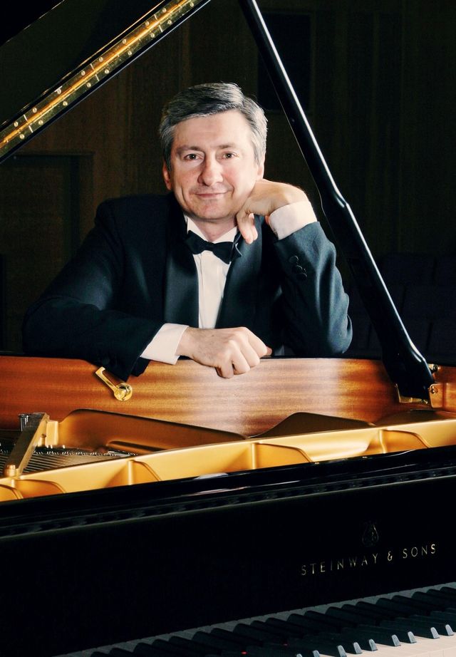 Prof. Vladimir Ovchinnikov — German Piano Open • International Music Competition
